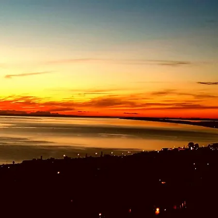 Lägenhet Vue A Bastia, Terrasse Et Piscine Privee.