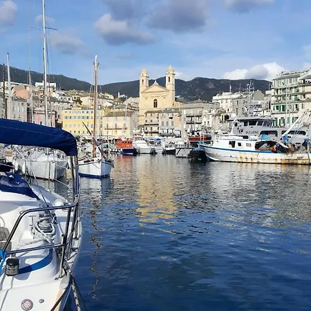 Appartamento Vue A Bastia, Terrasse Et Piscine Privee. Bastia (Corsica)