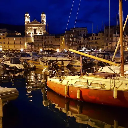 Appartamento Vue A Bastia, Terrasse Et Piscine Privee. Bastia (Corsica)