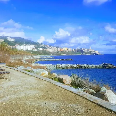 Appartamento Vue A Bastia, Terrasse Et Piscine Privee. Bastia (Corsica)