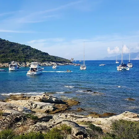 Vue à Bastia, Terrasse Et Piscine Privée.