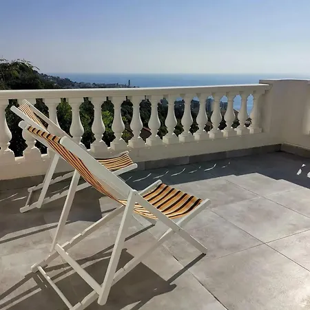 Vue A Bastia, Terrasse Et Piscine Privee. 아파트 *