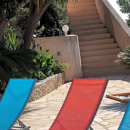 Vue A Bastia, Terrasse Et Piscine Privee. *