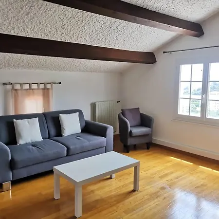 Vue à Bastia, Terrasse Et Piscine Privée. Apartamento *