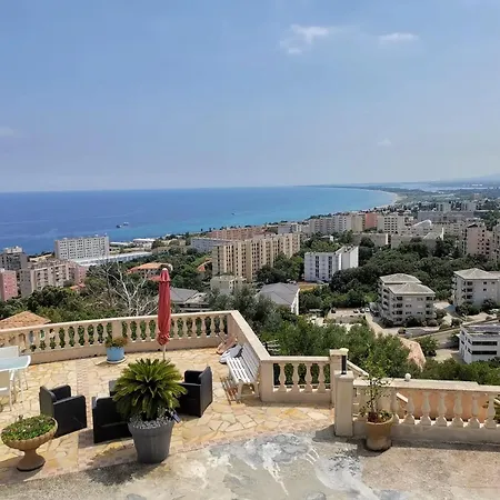 Vue A Bastia, Terrasse Et Piscine Privee. Bastia (Corsica)