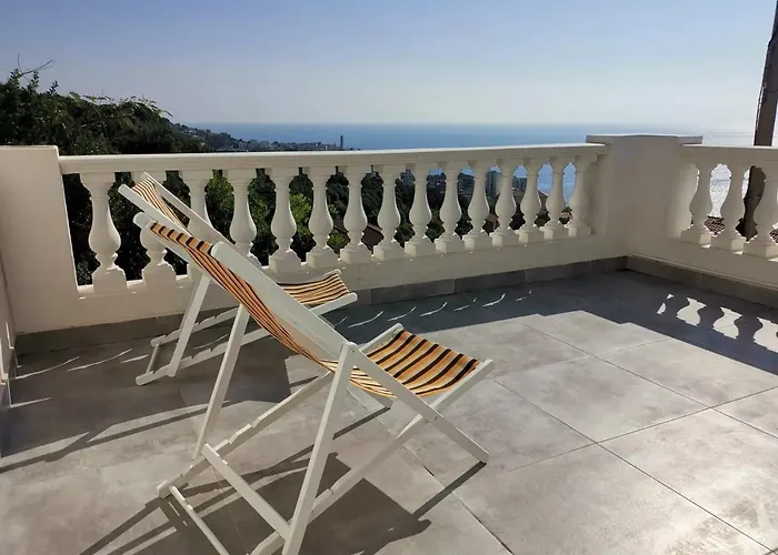 Vue A Bastia, Terrasse Et Piscine Privee. Daire *