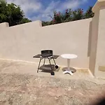 Vue A Bastia, Terrasse Et Piscine Privee. Apartman