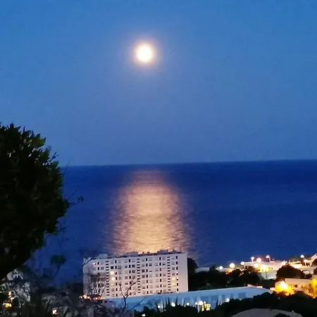 Апартаменты Vue A Bastia, Terrasse Et Piscine Privee.