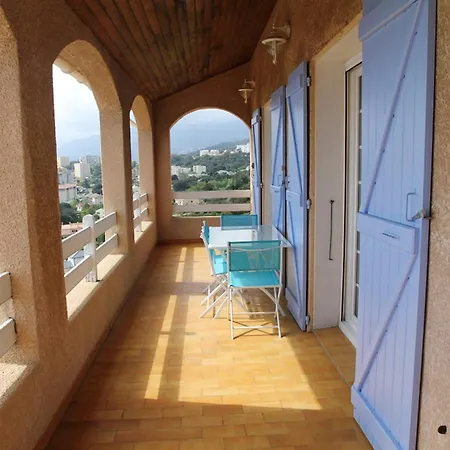 Vue A Bastia, Terrasse Et Piscine Privee. 아파트