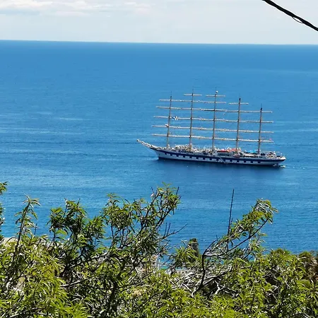 아파트 Vue A Bastia, Terrasse Et Piscine Privee.