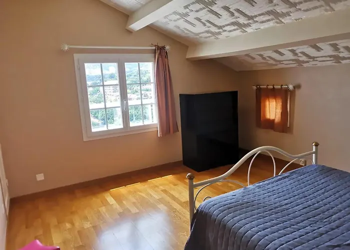 Apartment Sea View With Terrace And Private Pool Bastia (Corsica)