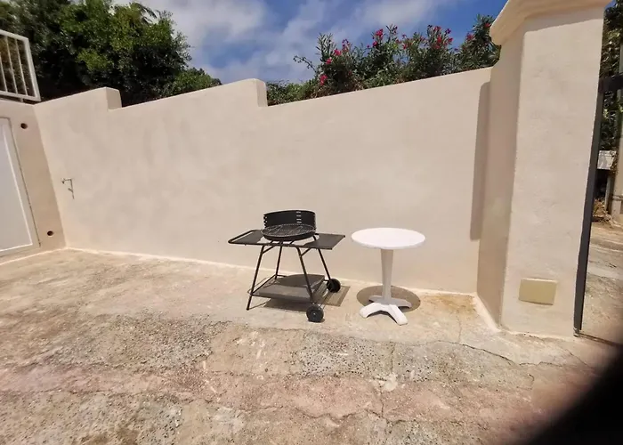 Vue A Bastia, Terrasse Et Piscine Privee. 아파트