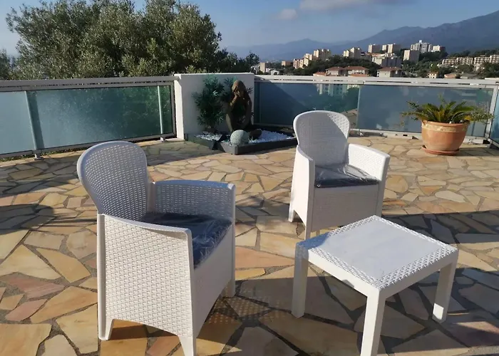 Vue A Bastia, Terrasse Et Piscine Privee. 아파트 바스티아