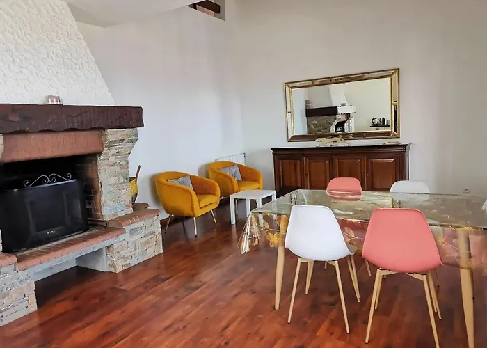 Apartment Sea View With Terrace And Private Pool Bastia (Corsica)